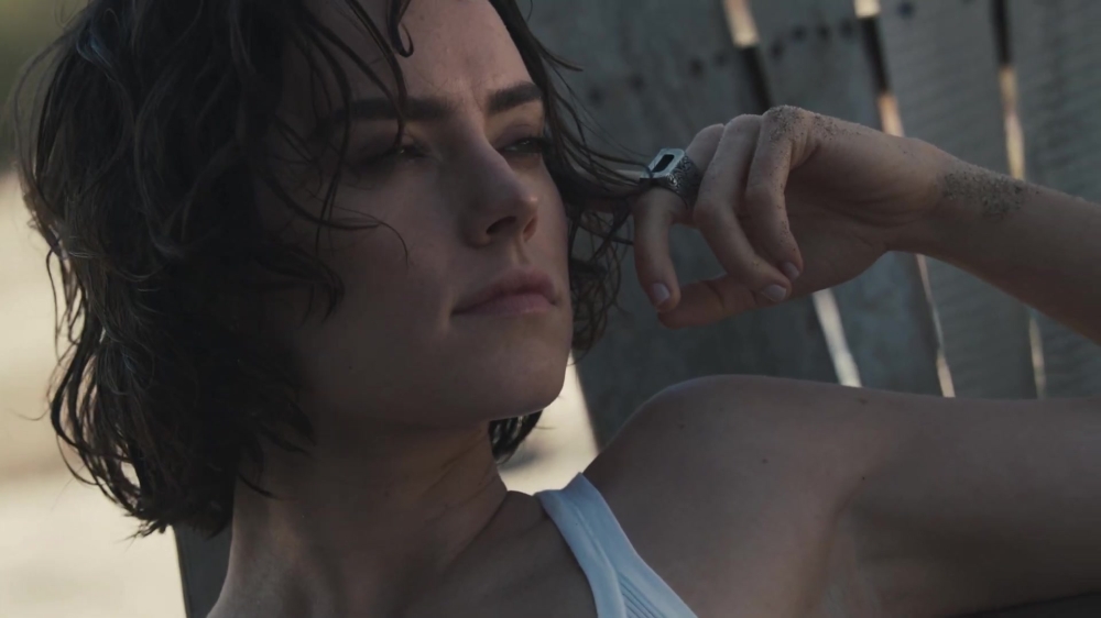 Daisy_Ridley_for_GQUK21_1080p_019.jpg